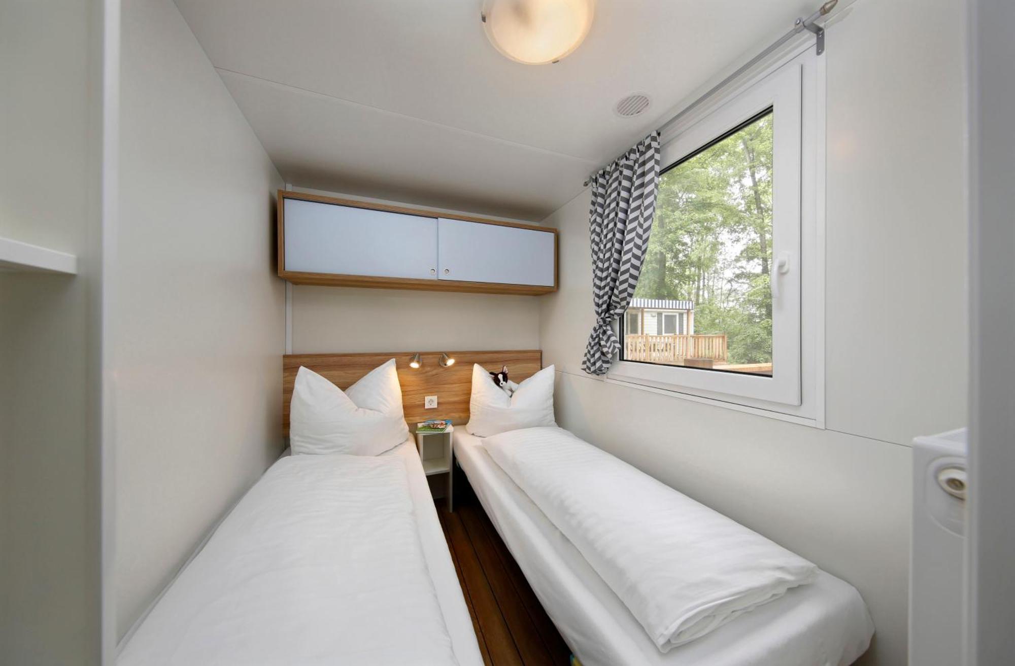 Knaus Campingpark Frickenhausen فريكنهاوزن ام ماين المظهر الخارجي الصورة